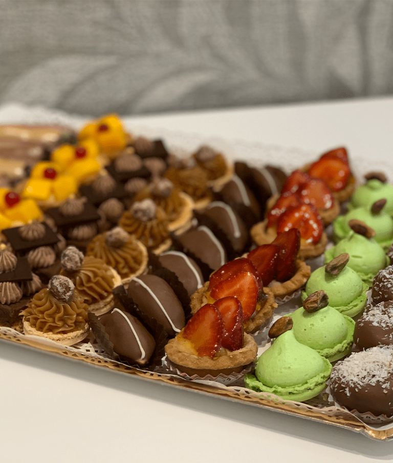 Plateau De Mignardises Sucrées Assorties 